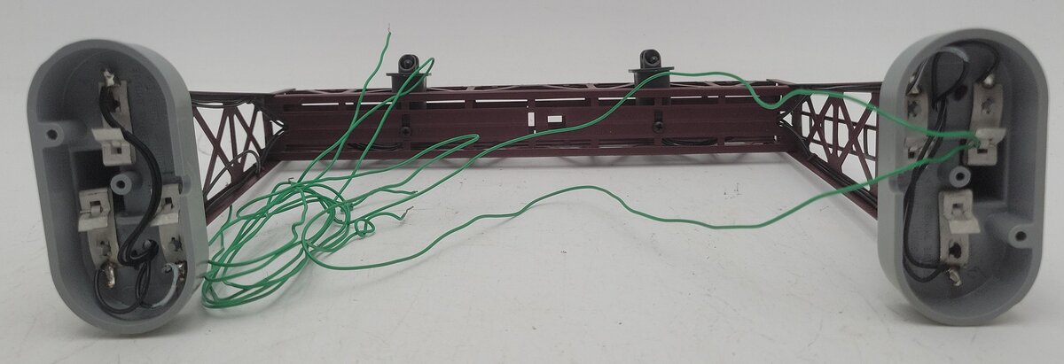 Lionel 6-12895 O Gauge Operating Dual Signal Bridge EX/Box