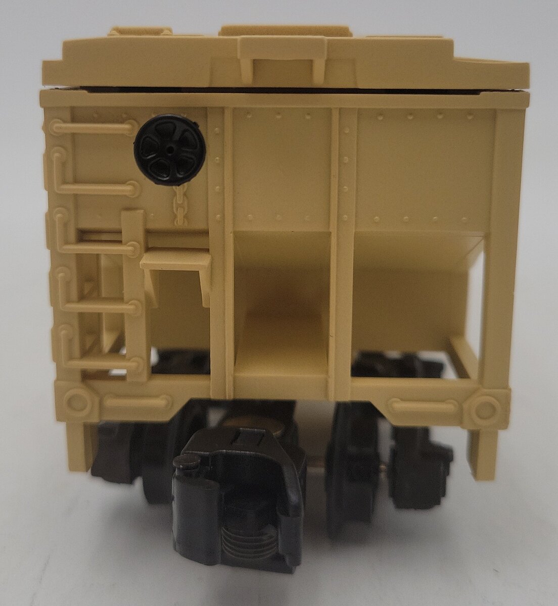 American Flyer 6-48611 S Gauge Cargill 3-Bay Covered Grain Hopper EX/Box