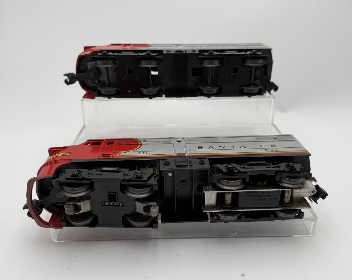 Lionel 218 Vintage O Santa Fe Alco AA Diesel Locomotive Set VG
