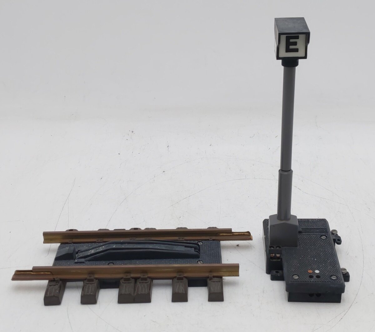 LGB 1056 G Scale Electric Uncoupling Track Section VG/Box