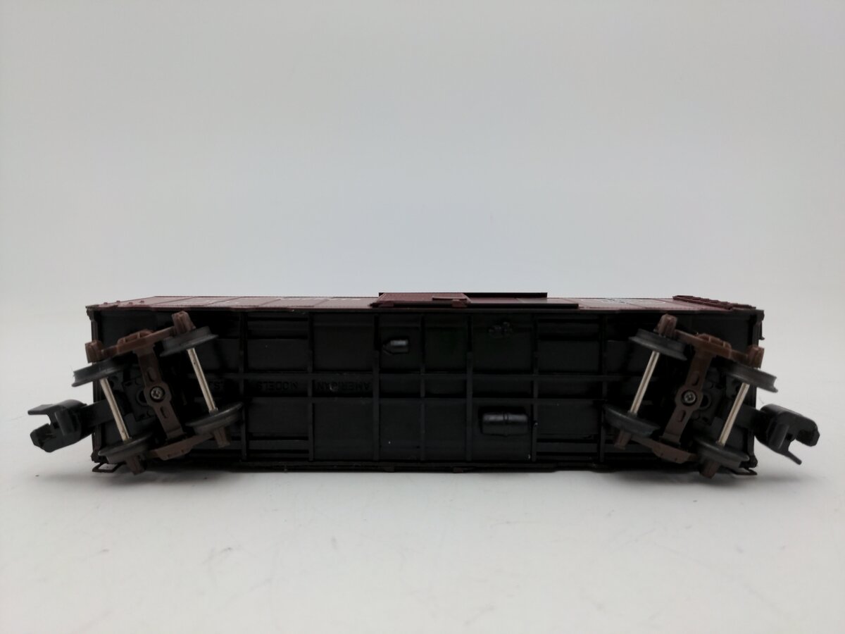 American Models 1142 S Gauge Rock Island 40' Box Car #22184 (Hi-Rail) EX/Box