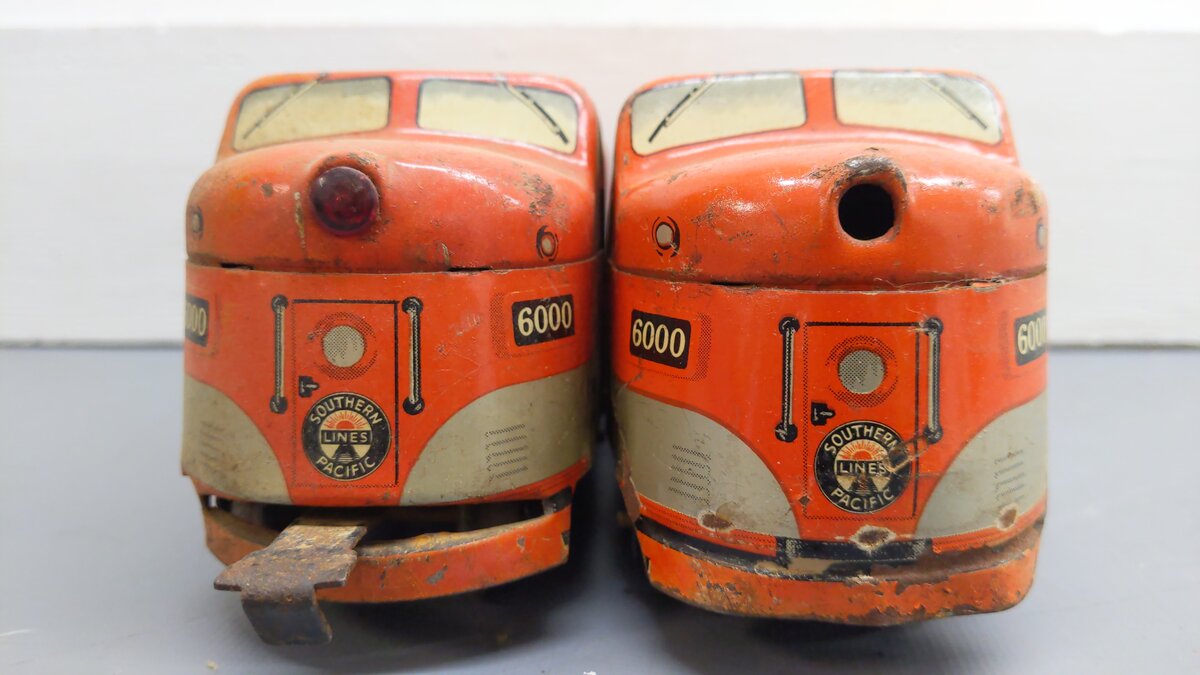 Marx 6000 Vintage O Southern Pacific Tinplate AA Diesel Locomotives VG
