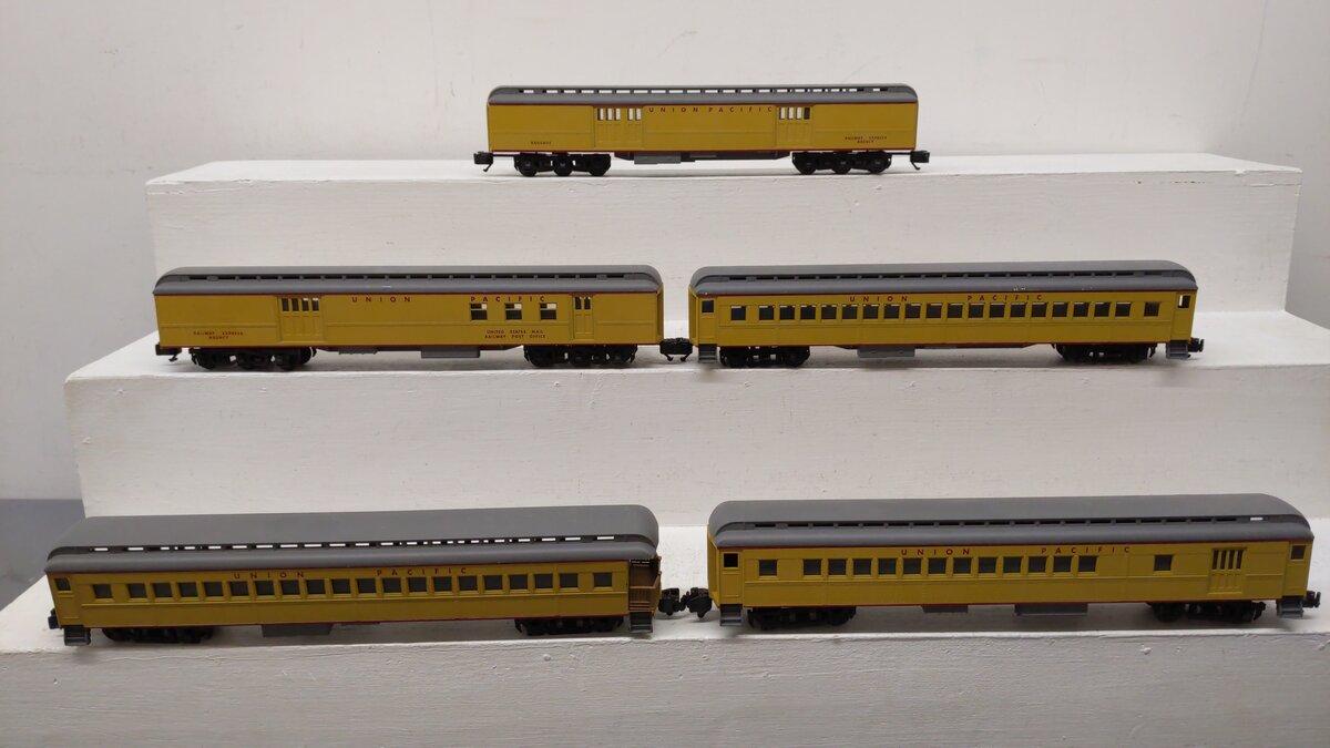 American Models S Scale Assorted Passenger Cars: [5] VG