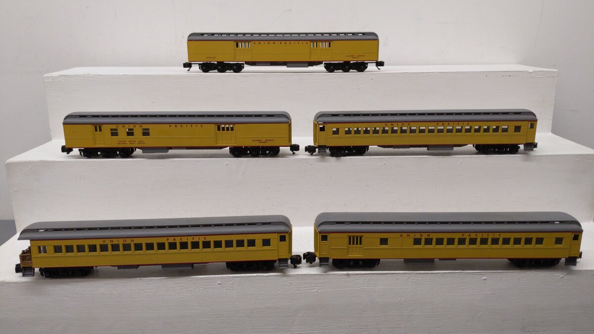 American Models S Scale Assorted Passenger Cars: [5] VG