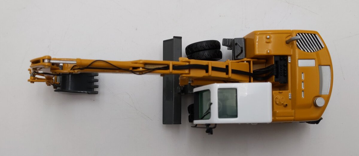 NZG 498 1:50 Scale Liebherr A 314 Hydraulic Excavator LN/Box