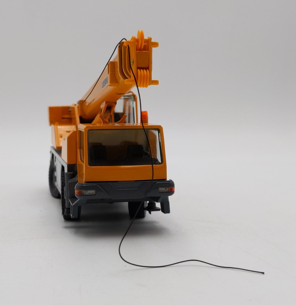Conrad 2088 1:50 Scale Liebherr LTM 1030/2 Mobile Crane VG/Box
