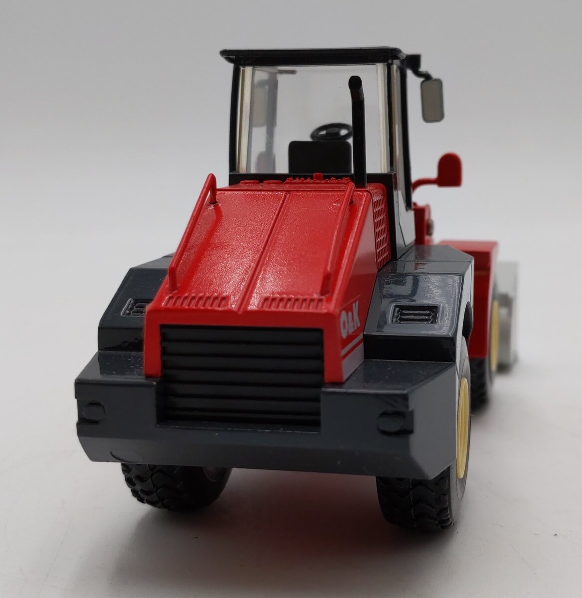Schuco 07061 1:50 Scale O&K L35 Wheel Loader NIB