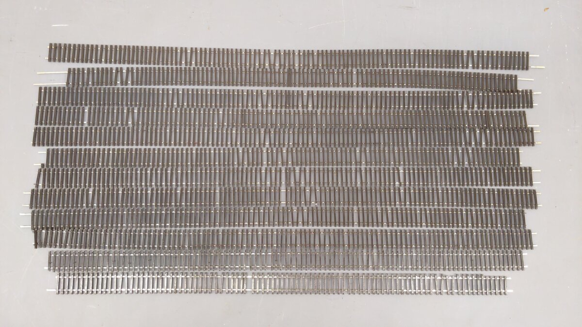Generic Assorted S Gauge Straight Flex Track [12] VG