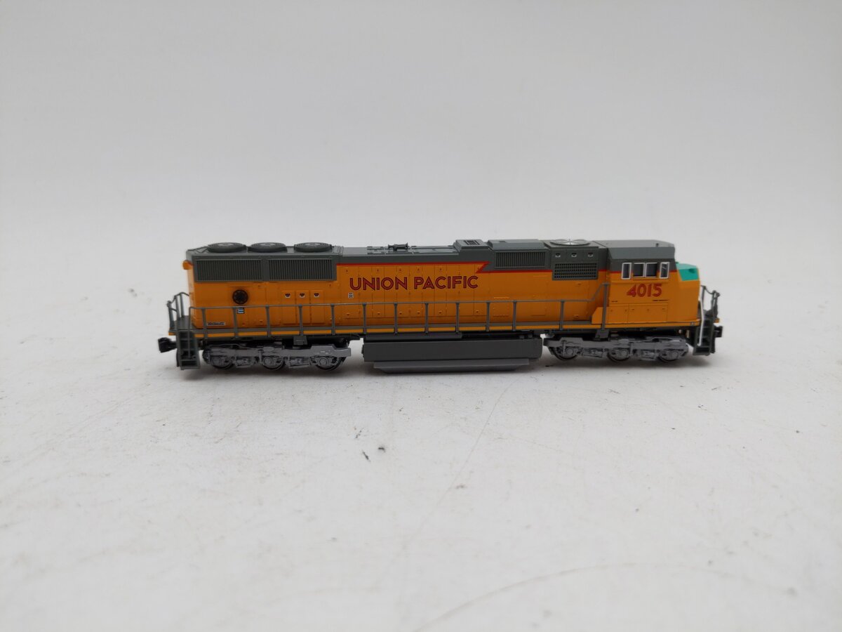 Kato 176-4015 N UP Excursion Ver. EMD SD70M Flat Radiator Diesel Loco #4015 LN/Box