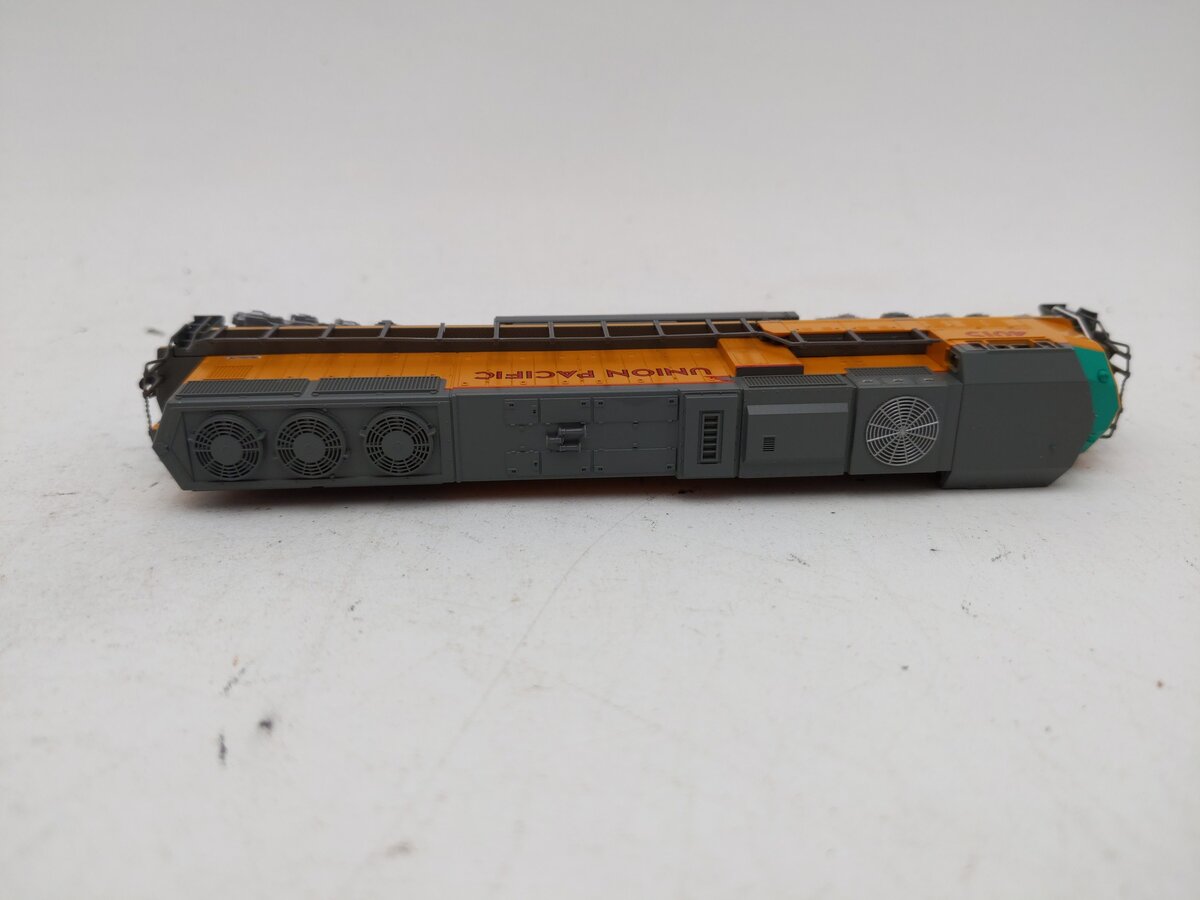 Kato 176-4015 N UP Excursion Ver. EMD SD70M Flat Radiator Diesel Loco #4015 LN/Box