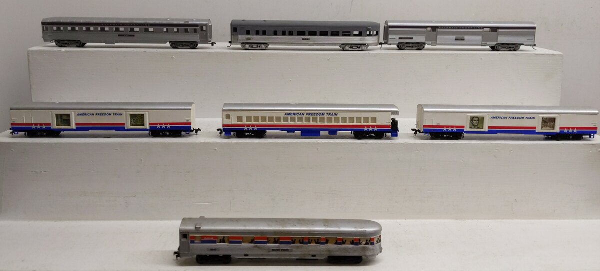 Lionel & Other Assorted HO Scale Passenger Cars [7] EX
