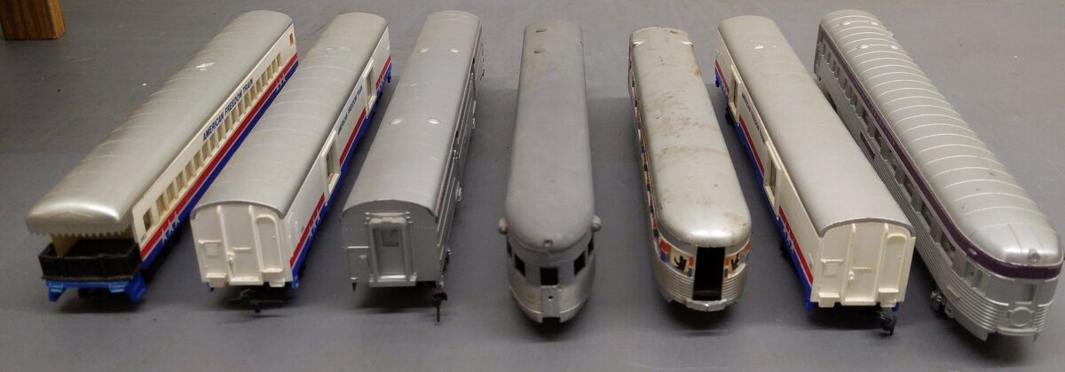 Lionel & Other Assorted HO Scale Passenger Cars [7] EX