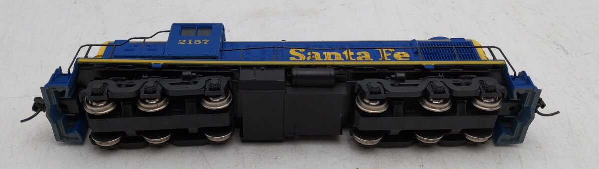 Kato HO Scale Santa Fe RSD 4/5 Diesel Locomotive #2157 VG