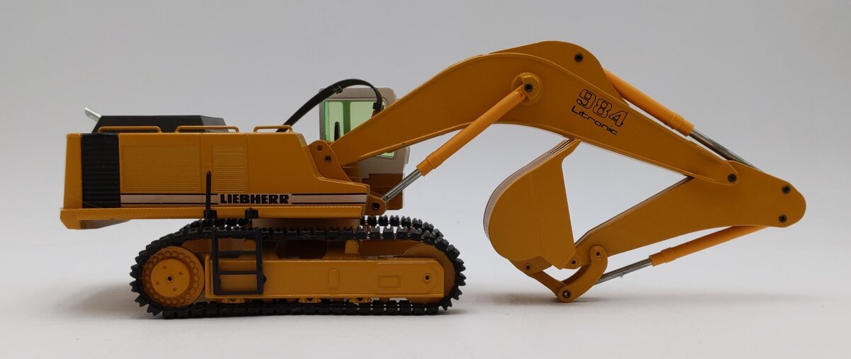 Conrad 2836 1:50 Scale Liebherr R 984 Hydraulic Excavator LN/Box