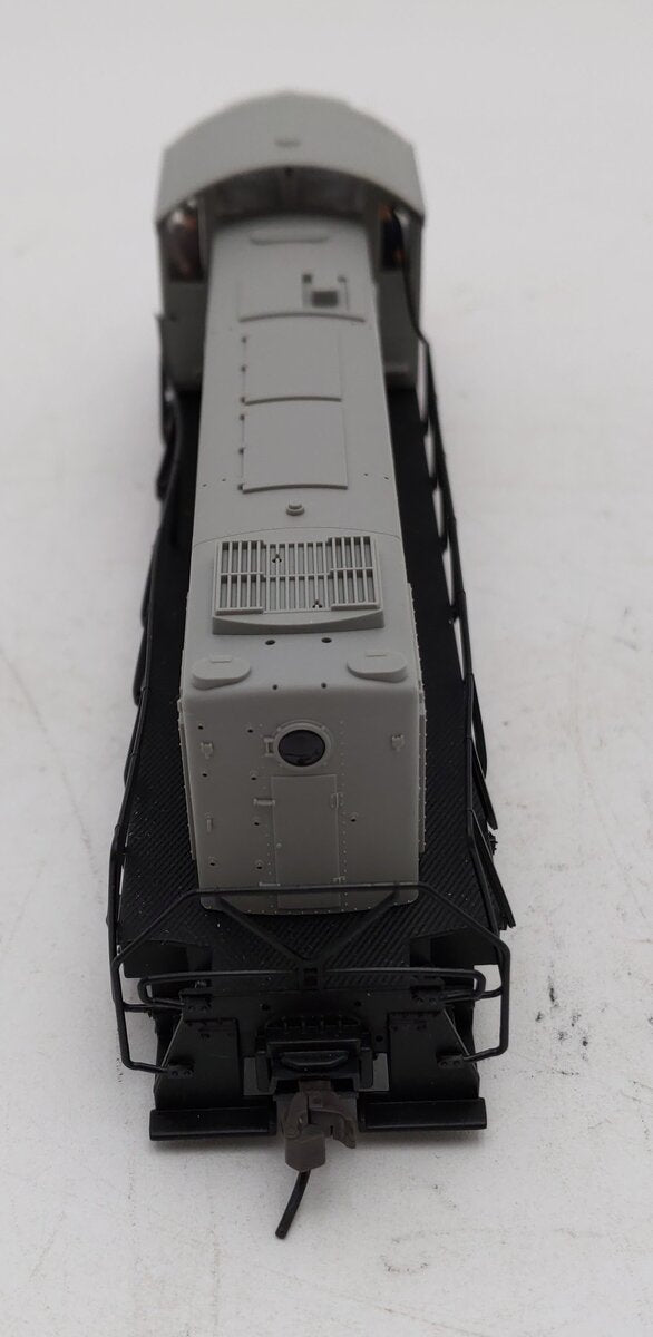 Atlas 7100 HO Scale Undecorated RS-1 Diesel Locomotive LN