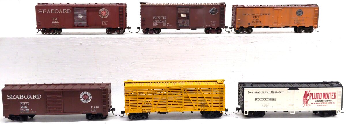 Assorted HO Freight Cars: 24821,24136,162049,45702,47150, 2645 [6]