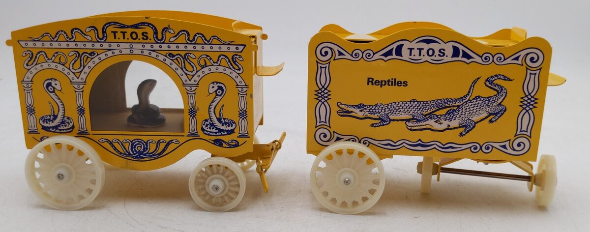McCoy 1981 Standard Gauge TTOS 2 Circus Reptiles Wagons Only EX