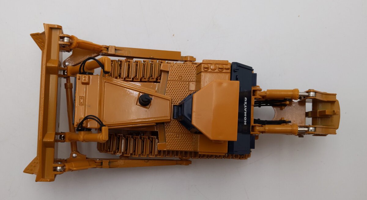 Shinsei 1:50 Scale Komatsu D475A Bulldozer LN/Box