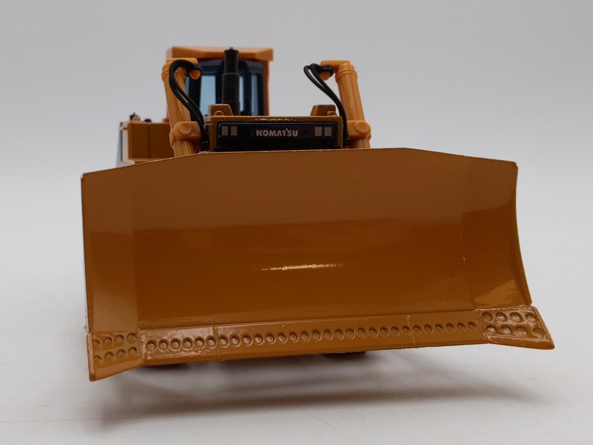 Shinsei 1:50 Scale Komatsu D475A Bulldozer LN/Box