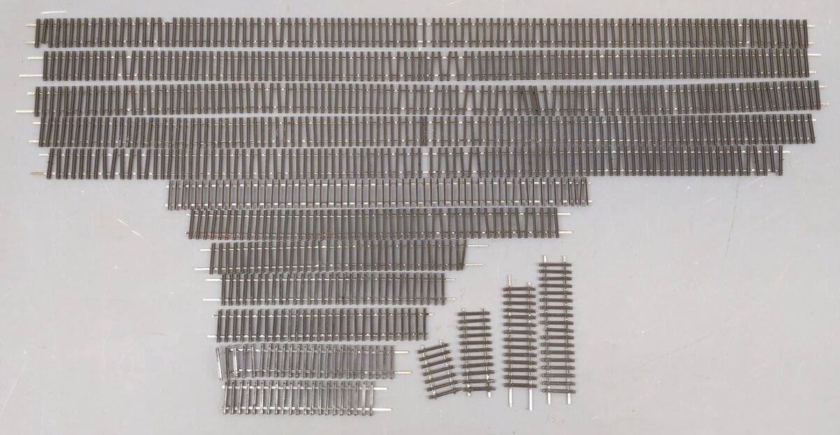 GenericAssorted S Gauge Straight Flex Track [16] VG