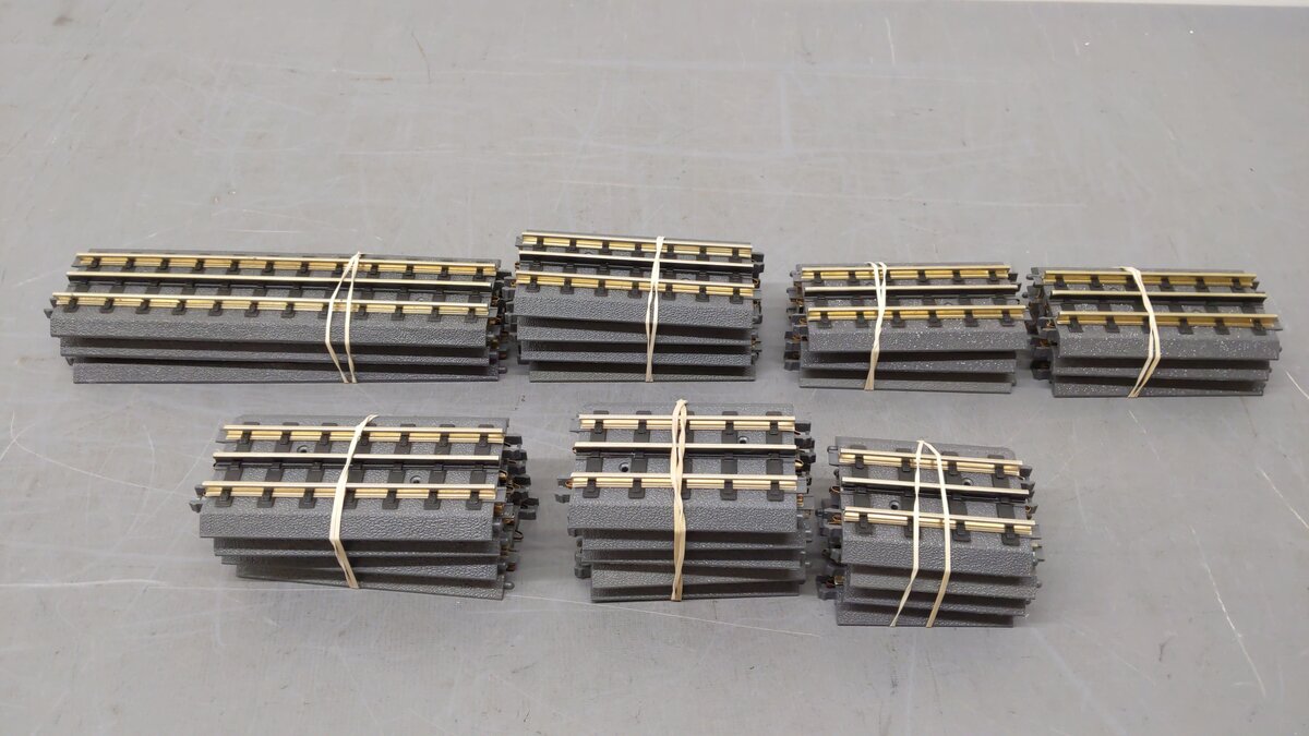 MTH O Gauge Assorted Straight Track Sections [26] VG