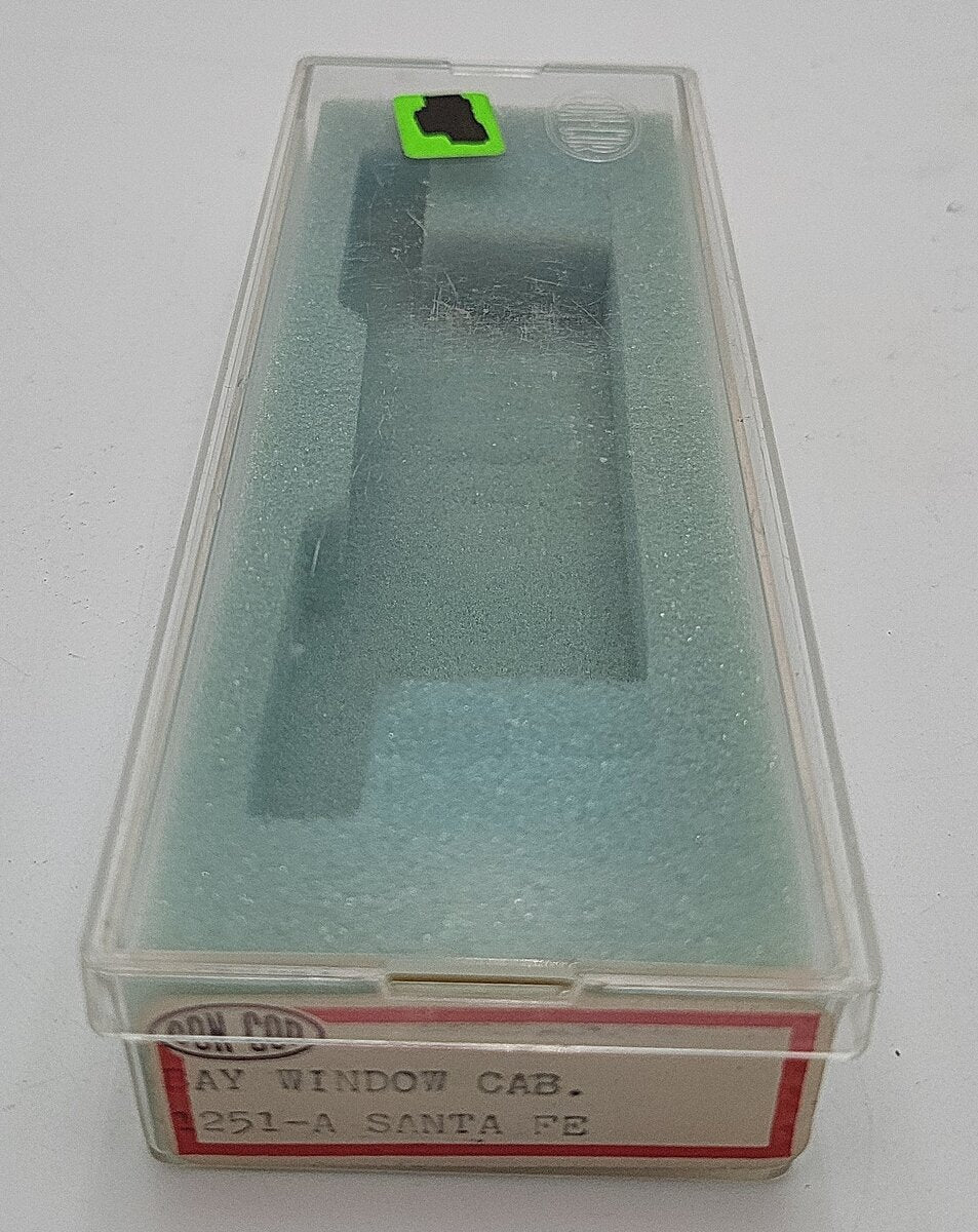 Con-Cor 1251-A N Scale Sante Fe Caboose #203517 LN/Box