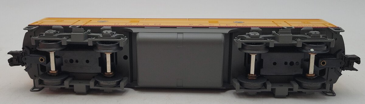 Lionel 6-38392 Neil Young UP F3 Dummy B-Unit Diesel Locomotive LN/Box