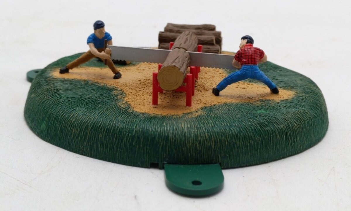 Lionel 6-14145 O Gauge Operating Lumberjacks EX