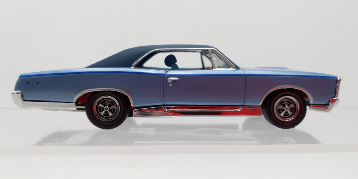 Matchbox 5421 1:43 1967 Pontiac GTO EX