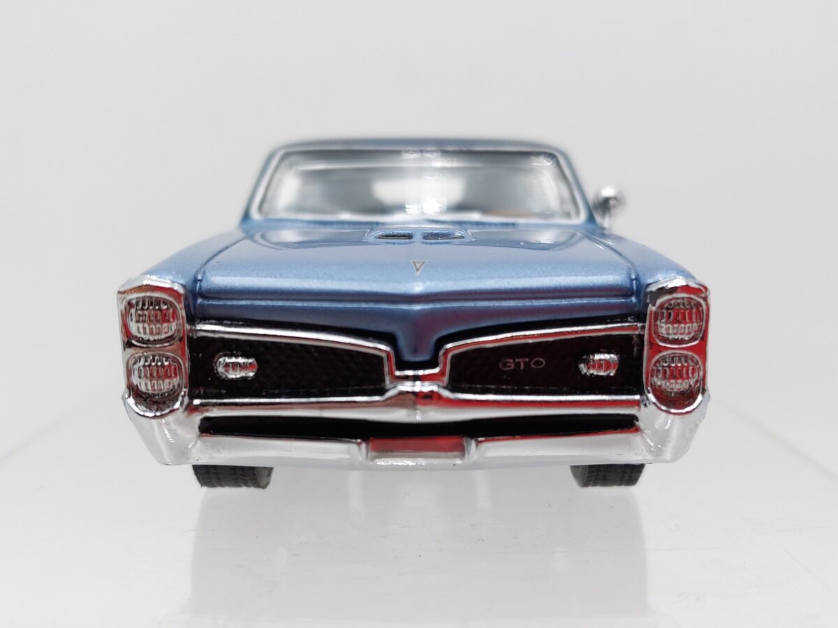 Matchbox 5421 1:43 1967 Pontiac GTO EX