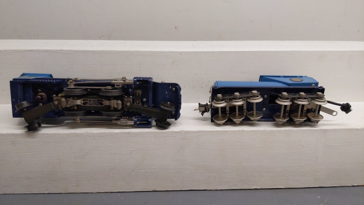 MTH 10-1062-0 O Blue Comet Locomotive and Tender #263E EX/Box