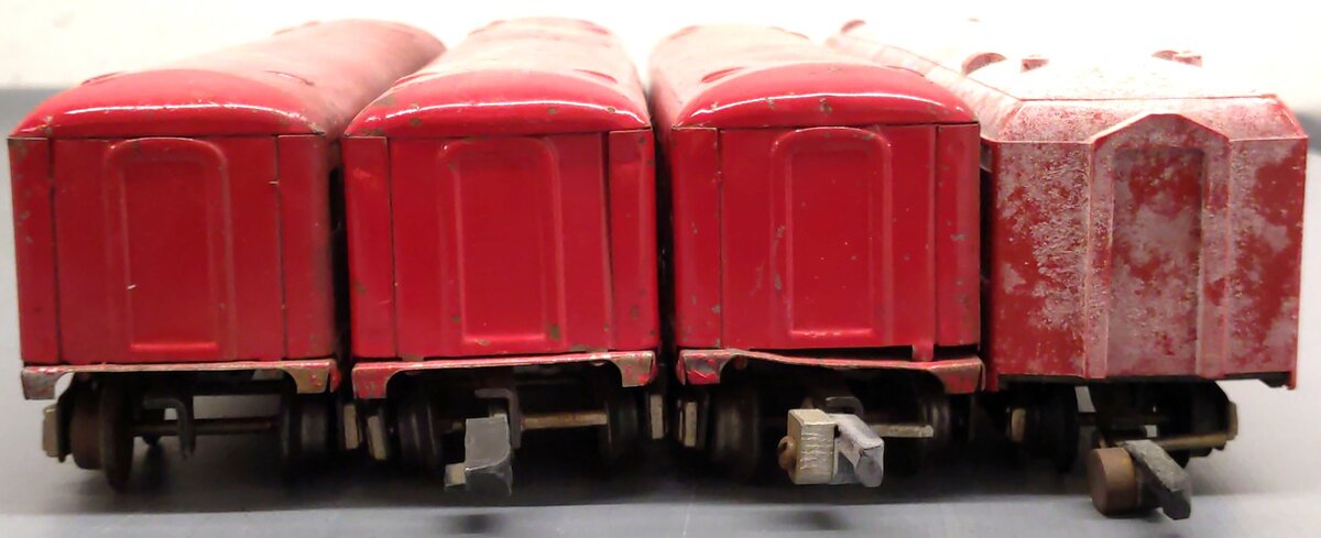 American Flyer Vintage S Red New Haven Passenger Cars: 495, 651 [4]