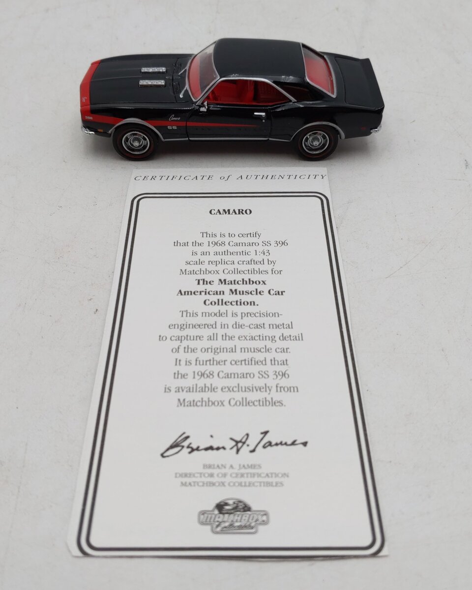 Matchbox YMC06-M 1:43 1968 Black W/Red Interior Chevrolet Camaro EX