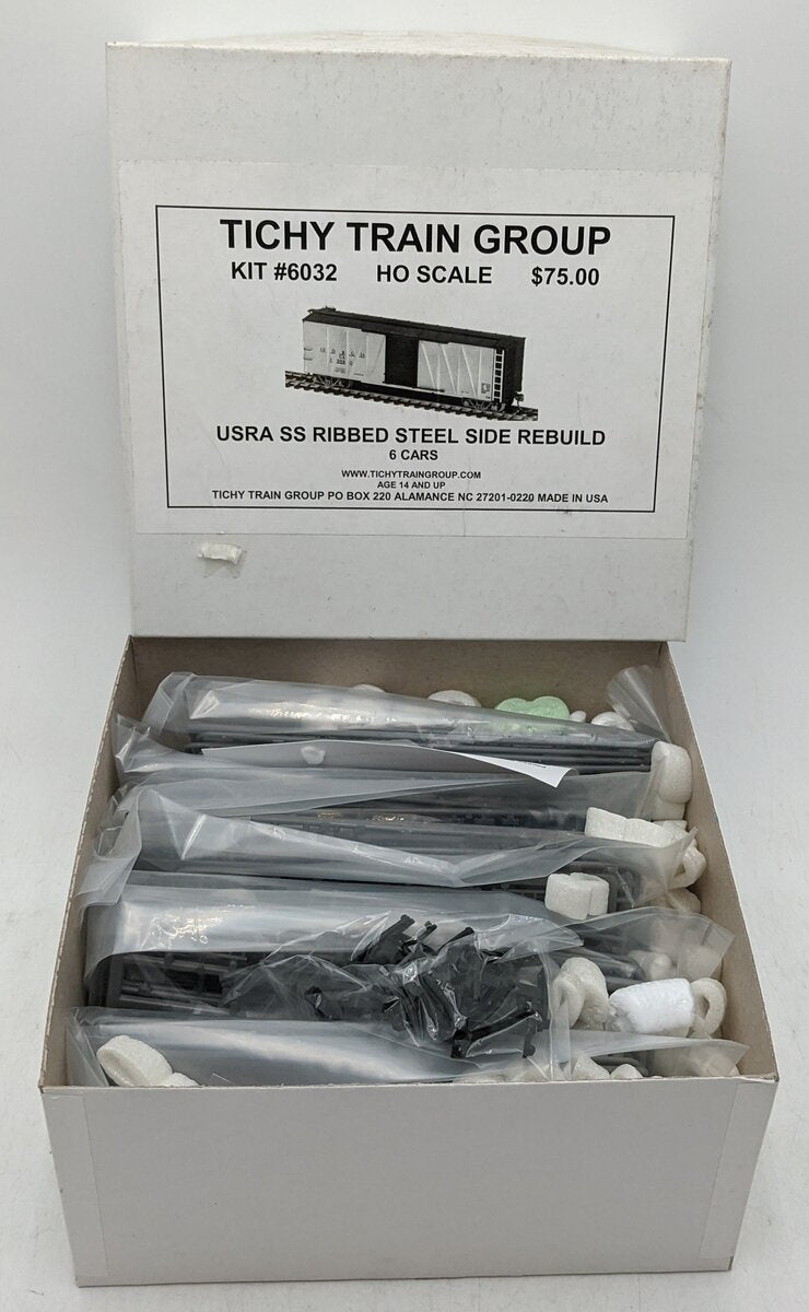 Tichy 6032 HO Scale Ribbed Steel Side Boxcar Kit (Set of 6) NIB