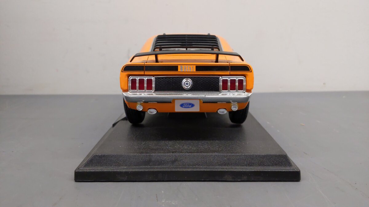 Maisto 31453ORG 1:18 Orange 1970 Ford Mustang Mach 1 Diecast Car LN/Box