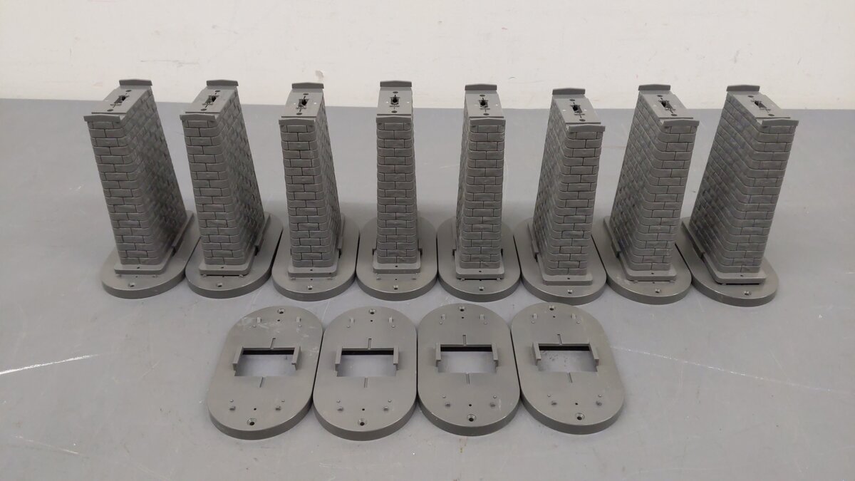 MTH 40-1034 O RealTrax Elevated Trestle Set (Pack of 8) VG