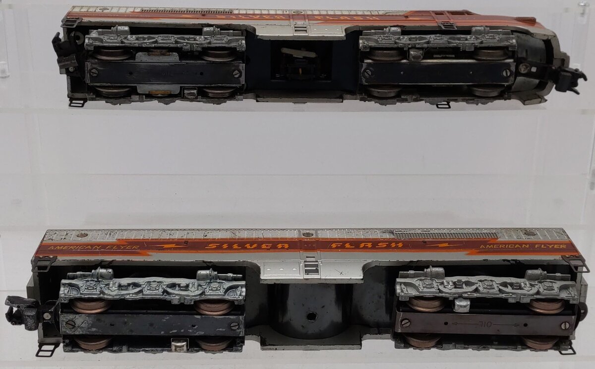 American Flyer 477 & 478 Vintage S Silver Flash PAB Diesel Locomotive Set
