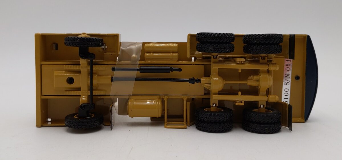 Gradall 1:50 Scale 50TH Anniversary 1946-1996 Hydraulic Excavator XL5100 NIB