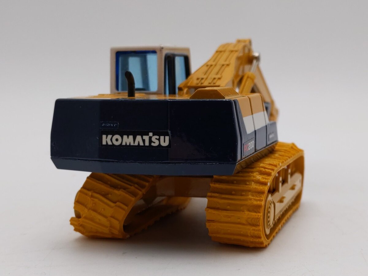 Diapet 1:50 Scale Komatsu PC200 Excavator LN/Box