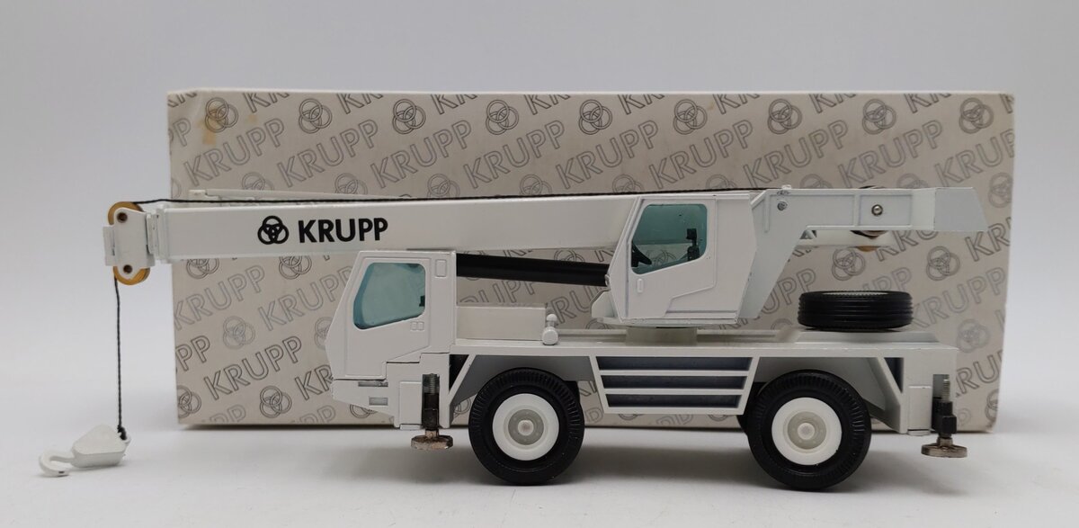 NZG 1:50 Scale Krupp KMK 2025 Telescoping Crane LN/Box