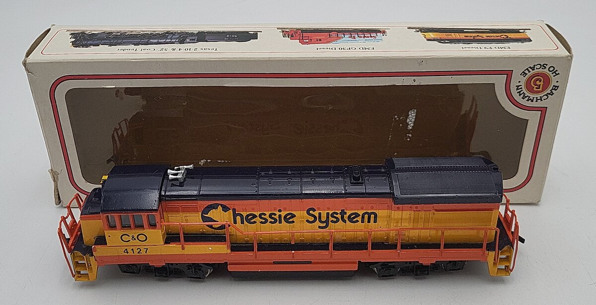 Bachmann 41-640-09 HO Chessie System U36B Diesel Locomotive #4127 EX/Box