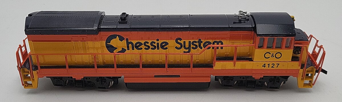 Bachmann 41-640-09 HO Chessie System U36B Diesel Locomotive #4127 EX/Box