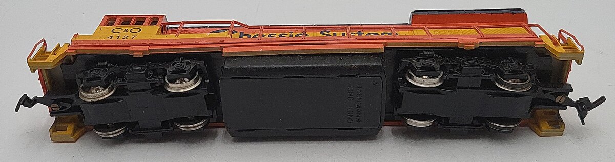 Bachmann 41-640-09 HO Chessie System U36B Diesel Locomotive #4127 EX/Box