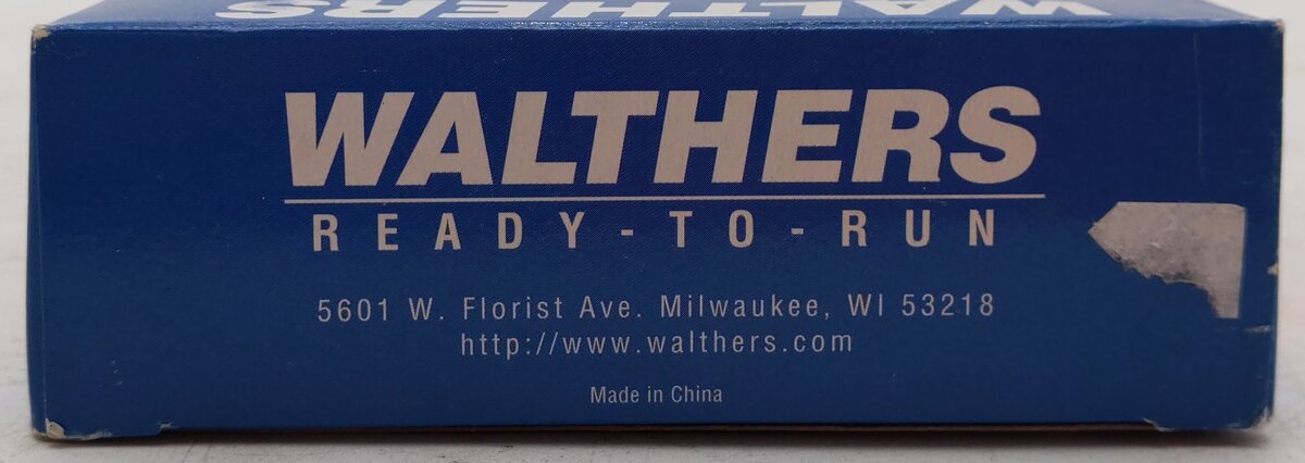 Walthers 932-6151 HO Scale Amtrak Superliner Coach-Baggage Car EX/Box