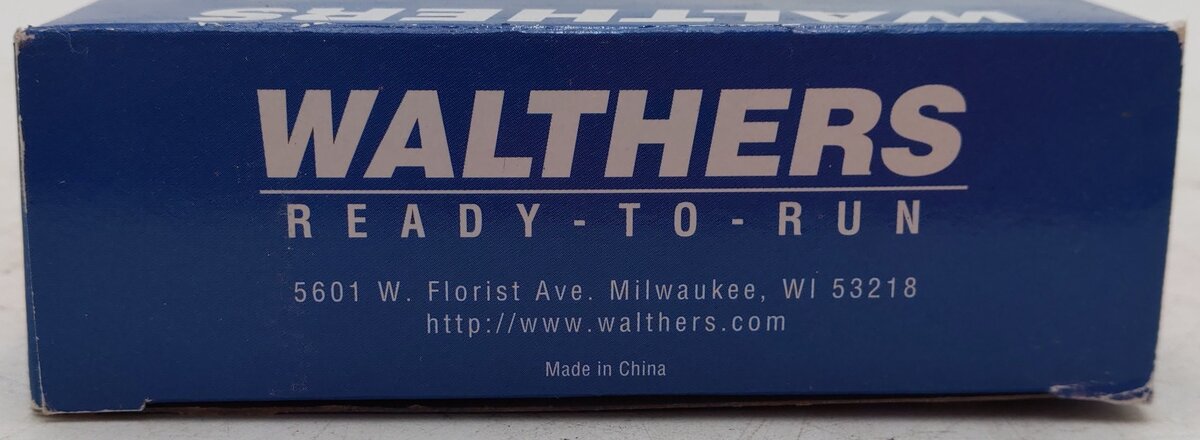 Custom Walthers 932-6162 HO Amtrak Superliner Coach Passenger Car EX/Box