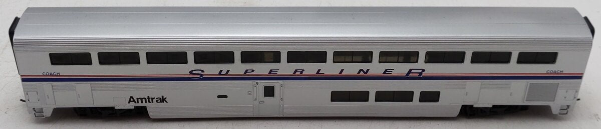 Walthers 932-6101 Amtrak 85' Superliner II Coach Car #34102-34139 EX/Box