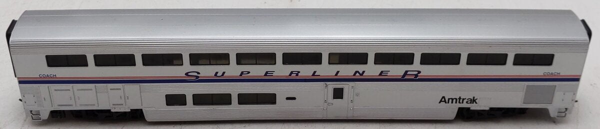 Walthers 932-6101 Amtrak 85' Superliner II Coach Car #34102-34139 EX/Box