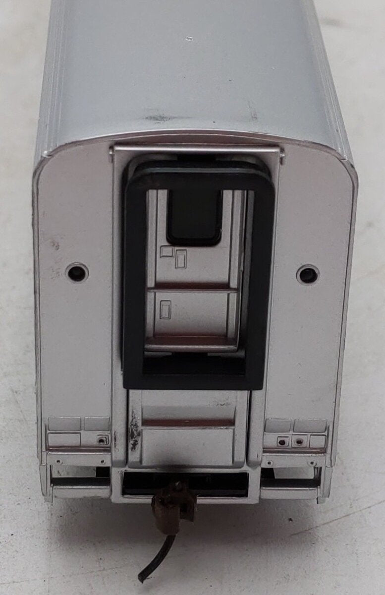 Walthers 932-6162 HO Amtrak Superliner Coach Passenger Car EX/Box