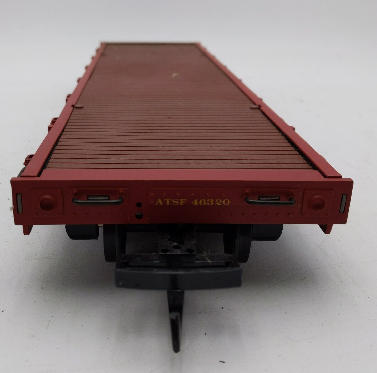 Aristo-Craft G Scale ATSF #46320 Flatcar- No Load LN