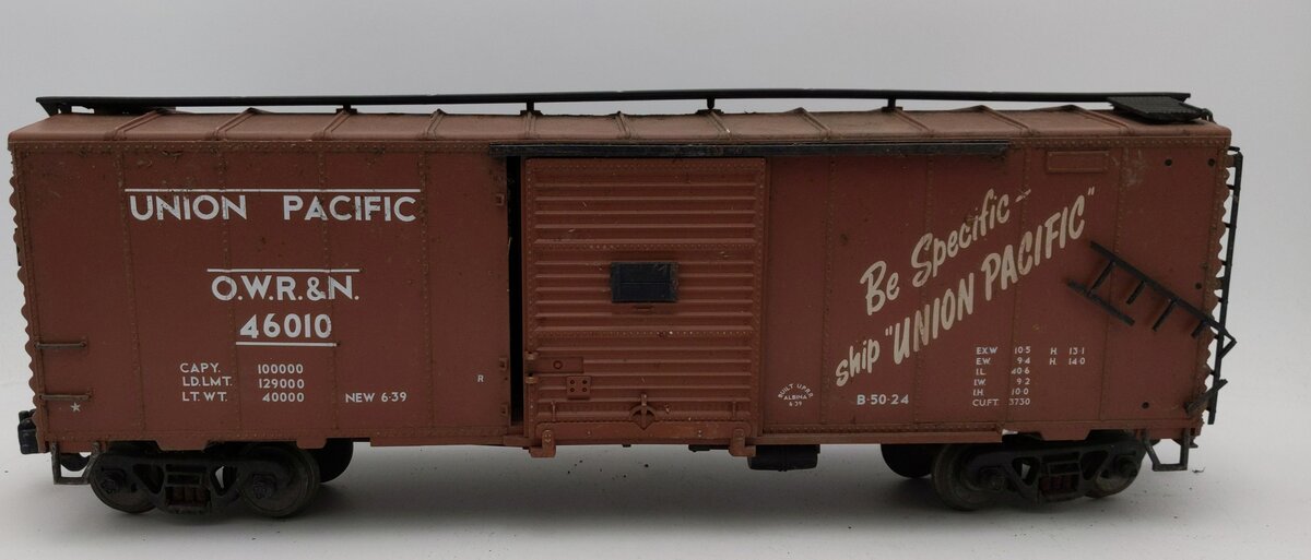 REA 46010 G Scale Union Pacific O.W.R.& N Boxcar VG